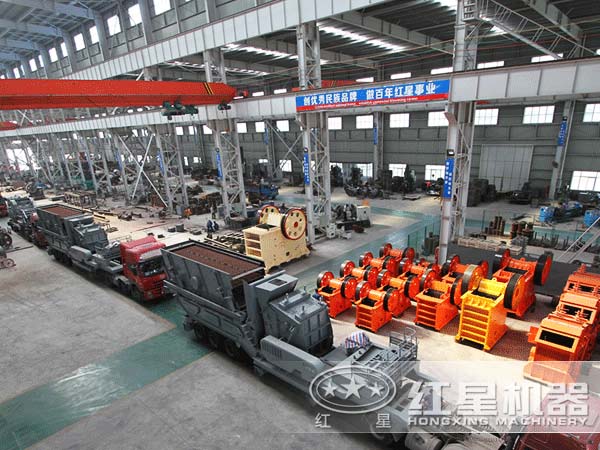 移動(dòng)式碎石機(jī)pk固定式碎石機(jī)，誰(shuí)更適用于采石場(chǎng)作業(yè)？