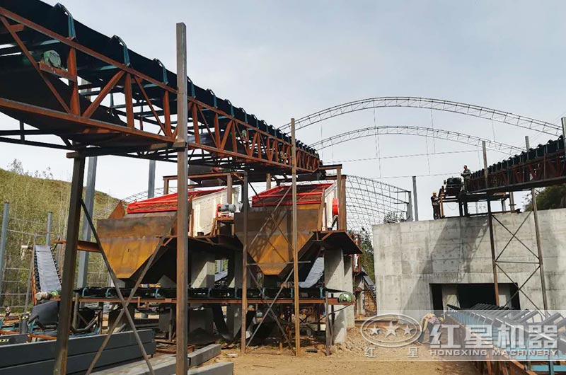 一噸原石出多少噸12、13石子？都需要哪些石子碎石機(jī)設(shè)備？